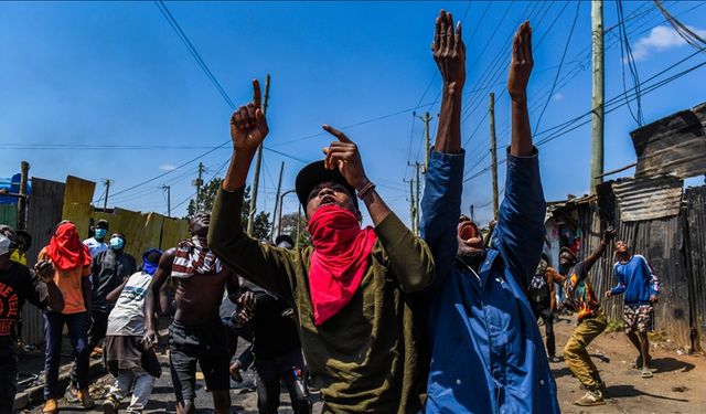 Kenya'da 3 gün süren gösterilerde 10 kişi öldürüldü