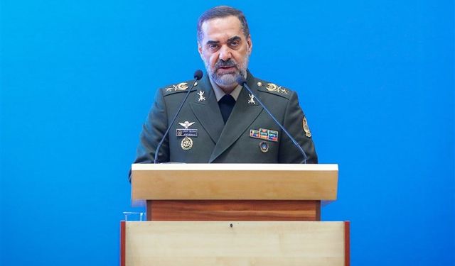 İran Savunma Bakanı Aştiyani: "Bölgede (Kafkasya) savaş meydana gelmeyecek"