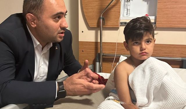 AK Partili ilçe başkanı Heimlich manevrası ile 5 yaşındaki çocuğun hayatını kurtardı