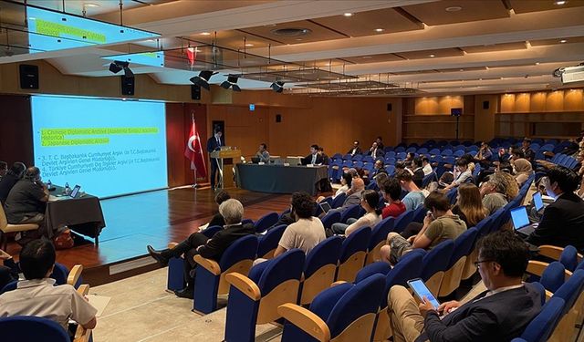 Türkiye, Çin ve Japonya ilişkilerinin tarihi İstanbul'da düzenlenen konferansta konuşuldu