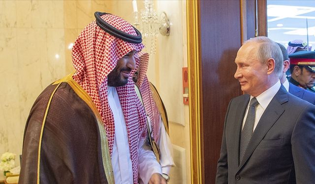 Putin ve Muhammed bin Selman petrol piyasalarını görüştü