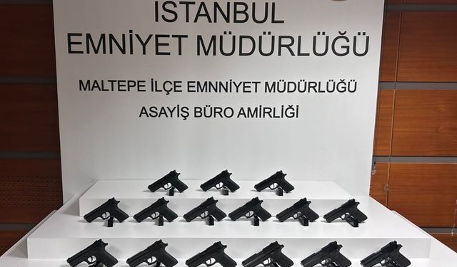 İstanbul'da yasa dışı silah ticareti yapan 4 zanlı tutuklandı