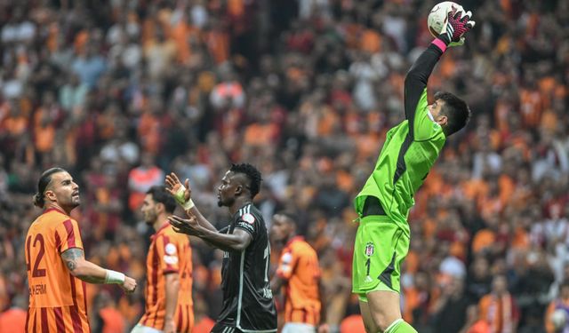 Galatasaray, 10 kişi kalan Beşiktaş'ı yendi