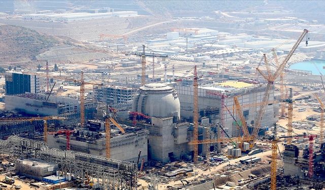 Enerji Bakanı Bayraktar, Akkuyu NGS'nin ilk reaktörünün 29 Ekim 2024'te devreye alınacağını bildirdi
