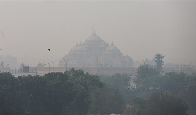 Hindistan'ın başkenti Yeni Delhi'de hava kirliliğinin "düşük" kategorisine ulaştığı bildirildi
