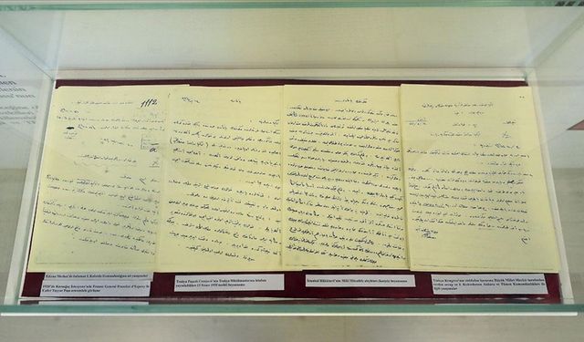 Kurtuluş Savaşı belgelerinin tıpkıbasımları Milli Mücadele ve Lozan Müzesi'ne getirildi
