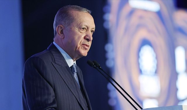 Cumhurbaşkanı Erdoğan: Önümüzdeki aylardan itibaren deprem konutlarının hak sahiplerine teslimine başlayacağız
