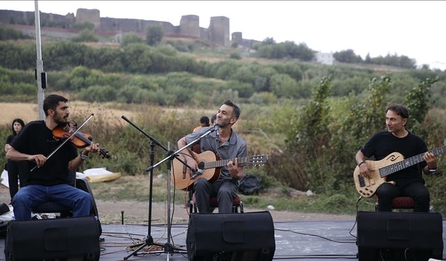 Diyarbakır'da "Hevsel Şenliği" düzenlendi