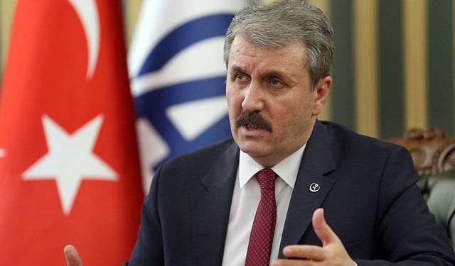Mustafa Destici, Büyük Birlik Partisi Genel Başkanlığına yeniden seçildi