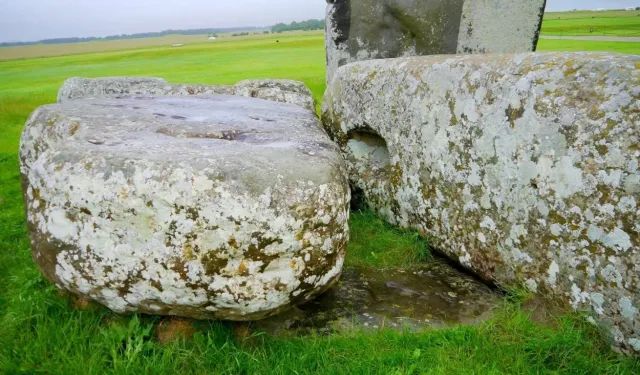 Stonehenge Altar Taşı'nın yeni kaynağı keşfedildi