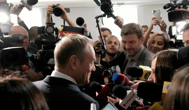 Polonya'nın Popcorn Anı: Pro-AB lider Tusk iktidara geri dönüyor