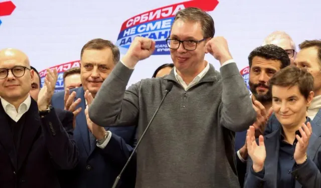 Sırbistan'ın Vucic, partisi için büyük seçim zaferi iddia ediyor