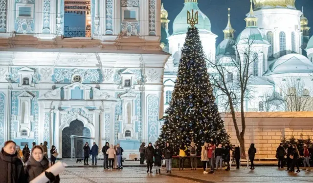 Ukrayna Savaşı: Yeni Noel tarihi Rusya'dan uzaklaşmanın bir işareti