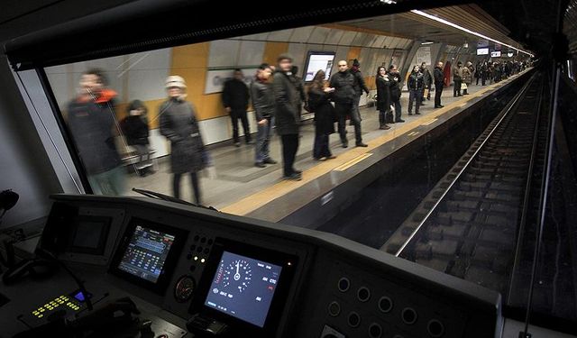 İBB'nin metro ve tramvaylarında çalışacak 311 sürücüye bröveleri verildi