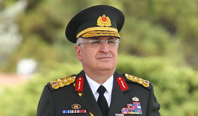 Milli Savunma Bakanı Güler, TSK komuta kademesi ile Irak sınırında