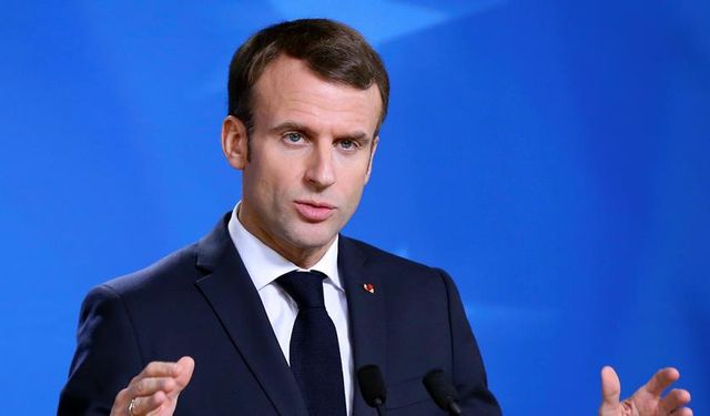 Fransa Cumhurbaşkanı Macron, tartışmalı göç yasasını Anayasa Konseyi'ne taşıdı