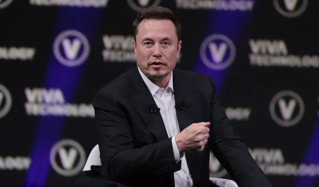 Elon Musk, Tesla'dan büyük bir ödeme talep ediyor