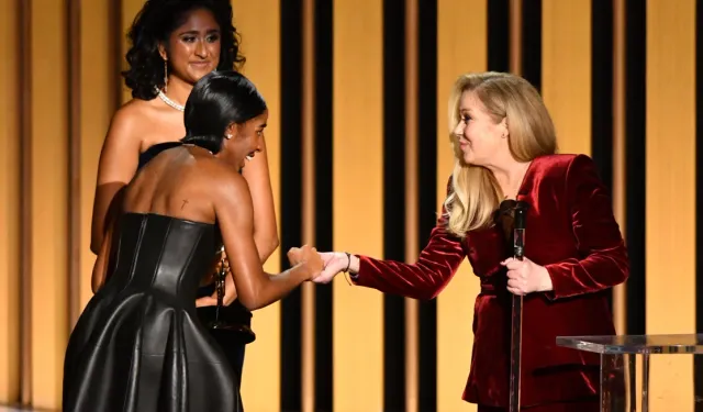 Emmy Ödülleri'nden alınacak dersler: Oscars 2024'e yönelik stratejiler