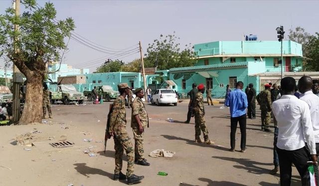 Sudan'daki Hızlı Destek Kuvvetleri, savaşı "koşulsuz olarak" durdurmaya hazır olduklarını bildirdi
