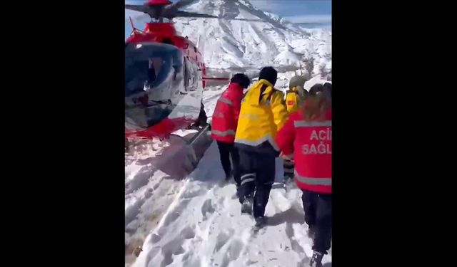 Köydeki hasta, helikopter ambulansla hastaneye ulaştırıldı