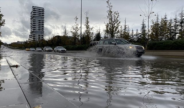 İçişleri Bakanı Yerlikaya'dan yarın 16 ilde beklenen aşırı yağışlara karşı uyarı