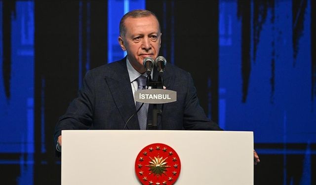 Cumhurbaşkanı Erdoğan: Türk ekonomisinin lokomotifi İstanbul'u zirveye taşıyacağız