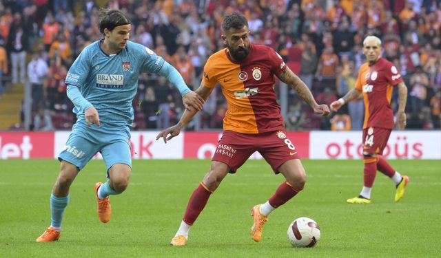 İlk yarı sonucu: Galatasaray 2 - EMS Yapı Sivasspor 0