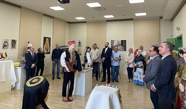 Mostar'da "Hırvat geleneksel kıyafetlerinde Osmanlı Türk etkileri" temalı sergi açıldı