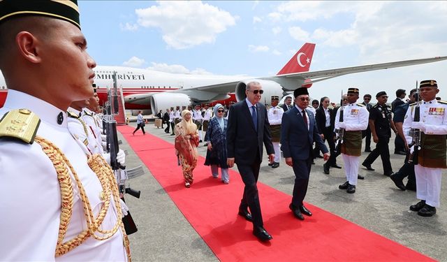Cumhurbaşkanı Erdoğan, Malezya'da
