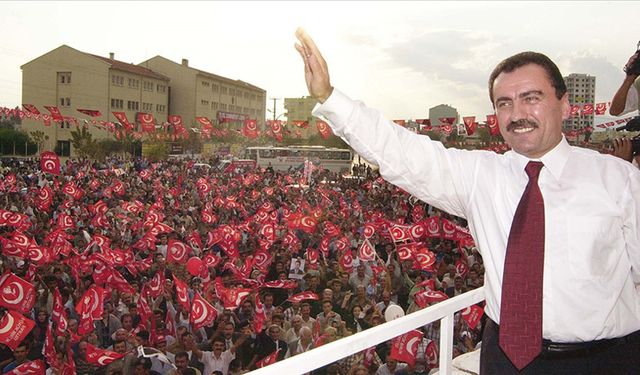Muhsin Yazıcıoğlu vefatının 16. yılında anılıyor