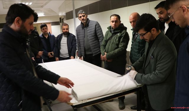Siirtli çift açılan kursta 40 kişiye cenaze hizmetleri eğitimi veriyor