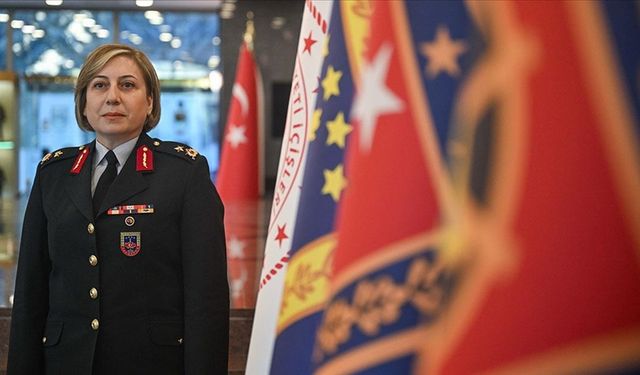 "Genç kız kardeşlerimizin, jandarma ailesine katılmalarını bekliyoruz"