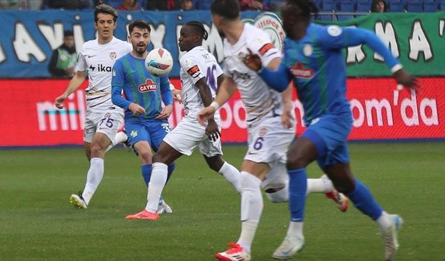 Çaykur Rizespor, konuk ettiği ikas Eyüpspor'u 1-0 yendi