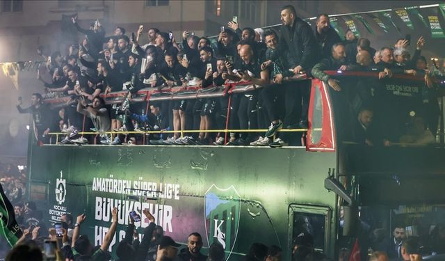 Kocaelispor, 59. yaşını Süper Lig'e yükselmenin mutluluğuyla kutluyor
