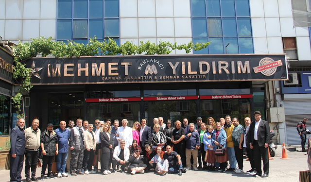 ÜNLÜLER HABERCADDESİTV KAHVALTISINDA BULUŞTU