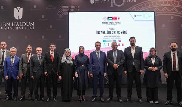 "Pusula: İnsanlığın Ortak Yönü" gençlik projesi İstanbul'da tanıtıldı