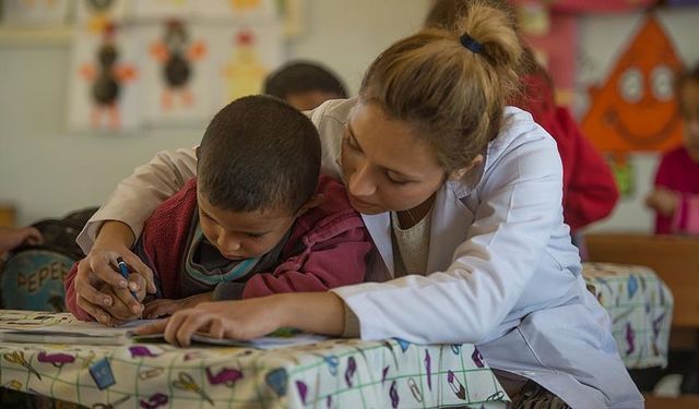 MEB yaklaşık 15 bin öğretmene özel gereksinimli çocukların eğitimi için destek verdi
