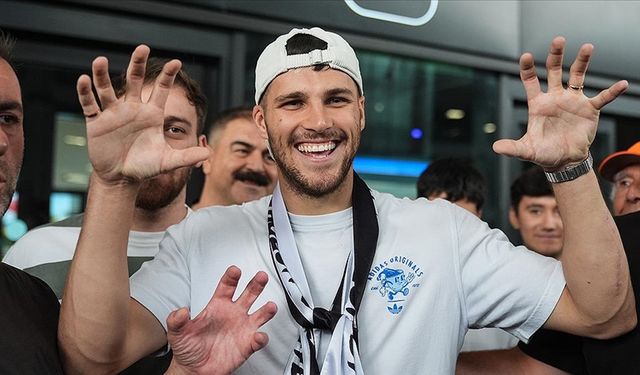 David Jurasek, Beşiktaş'ın 188. yabancı futbolcusu oldu