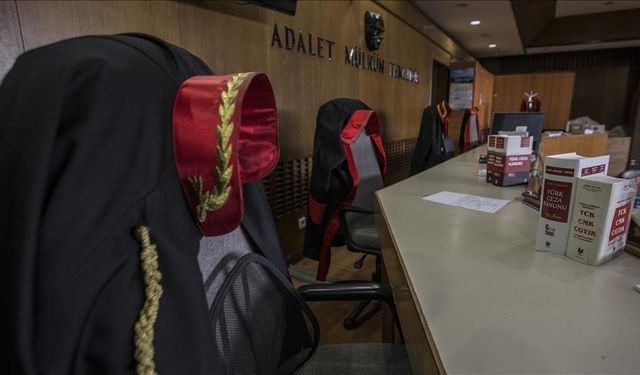 "Yenidoğan çetesi" davasında sanıkların yargılanmasına devam ediliyor