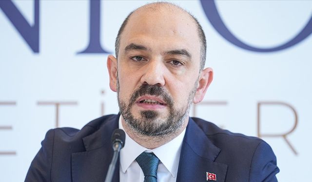"Deprem bölgesindeki konutlar yıl sonuna kadar teslim edilecek"