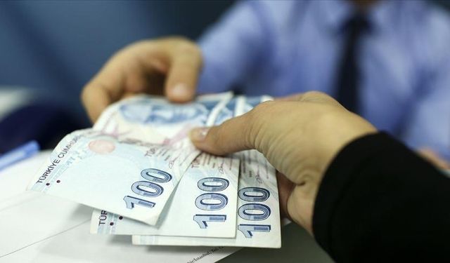 Sosyal yardım programlarının aylık ödemeleri artırıldı