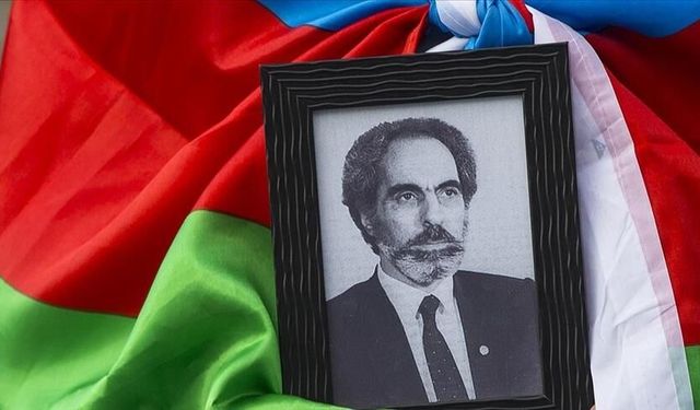 Ebulfez Elçibey vefatının 25. yılında anılıyor