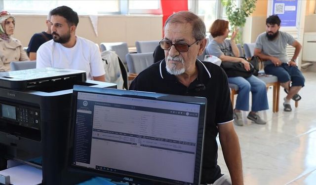 Üniversite hayali 73 yaşında gerçeğe dönüştü