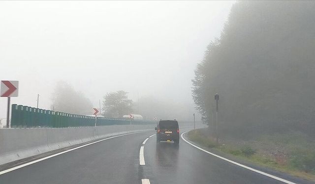 Bolu Dağı'nda sis etkili oluyor