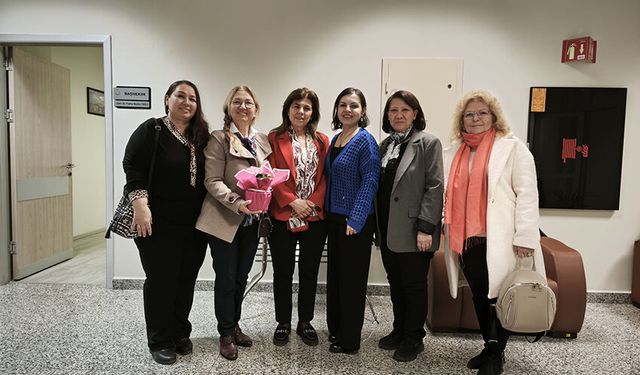 29 Ekim Kadınları Derneği'nden, Başhekim Fatma Neslim Yağlı'ya ziyaret