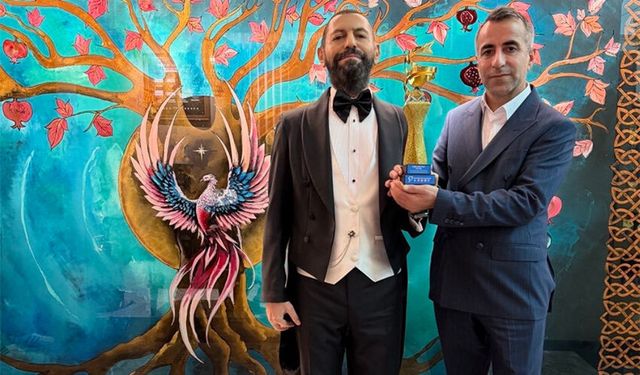 Akif Manaf’a İsveç’ten “Global Peace Prize” Ödülü
