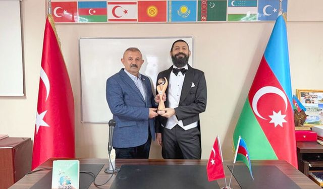 Dünyaca Ünlü Yazar Akif Manaf’a Diyalog ve Barış Ödülü