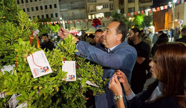 Hıdırellez coşkusu Hüsnü Şenlendirici ile zirveye çıktı