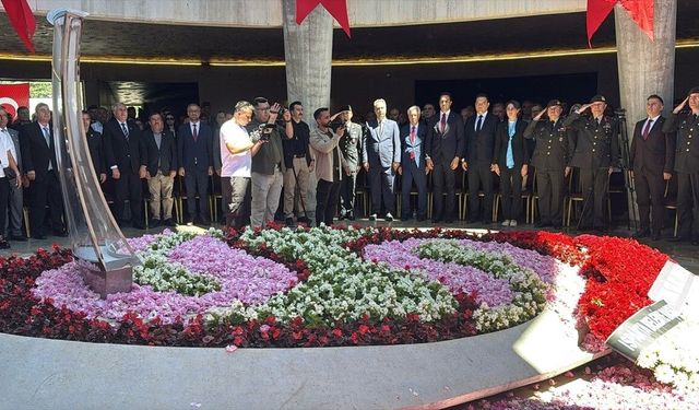 9. Cumhurbaşkanı Süleyman Demirel mezarı başında anıldı