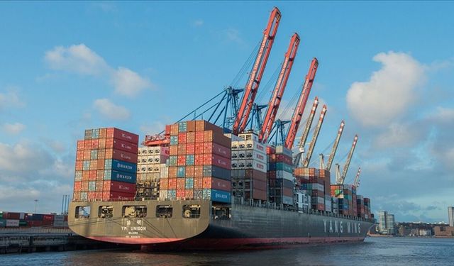 Almanya'da ithalat fiyatları enerji maliyetlerinin etkisiyle 3,5 yılın en hızlı artışını kaydetti